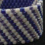Anello_peyote_viola_diagonali_2