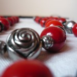 Collana_rose_nero_rosso_1
