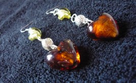 Orecchini_pendenti_ambra_verde_4