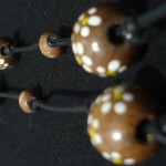 Collana_sfero_legno_2