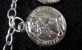 braccialetto_pendenti_monete_3