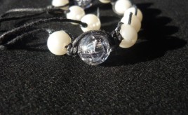 Braccialetto_shamballa_nero_perle_4