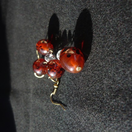 Orecchini_arancione_pois_neri_3