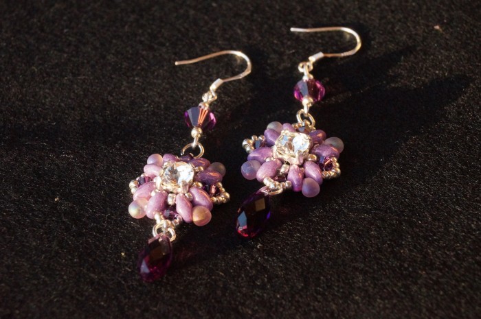 Orecchini pendenti argento swarovski viola 1
