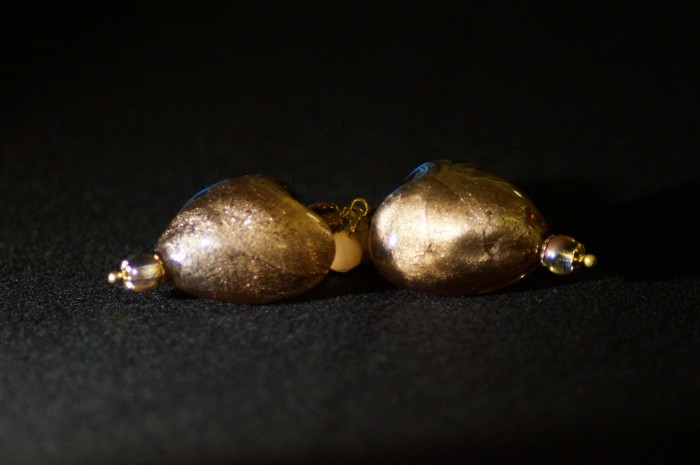 Orecchini cuore marrone oro 2