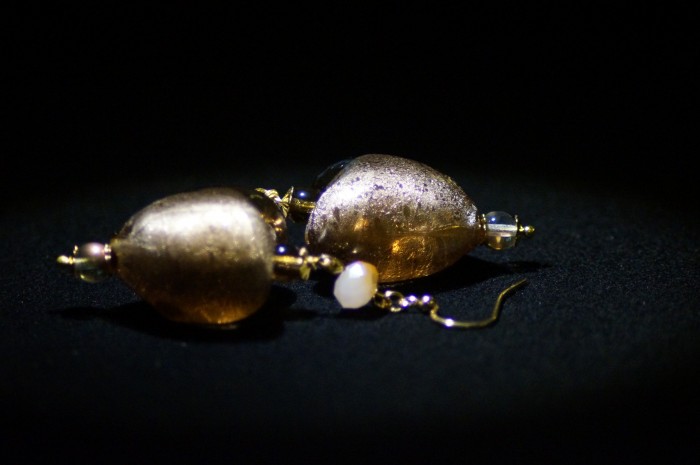 Orecchini cuore marrone oro 4